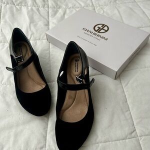 Giani Bernini Black Mary Jane Flats with Buckle Strap